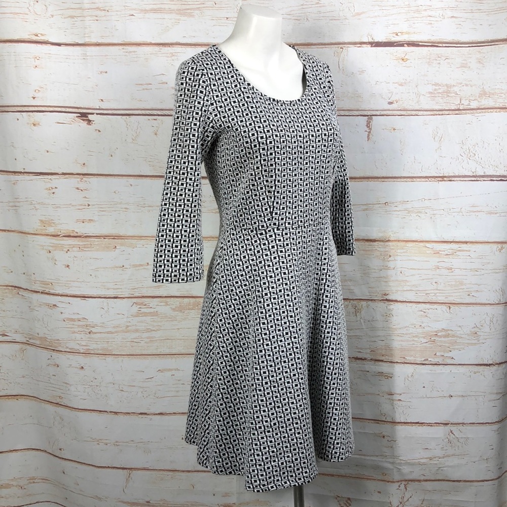 DW8 - Ny Collection Black and White Dress - S